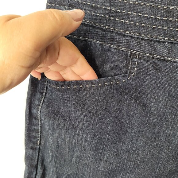 Maurices Dark Wash Bermuda Denim Pull On Shorts - Picture 3 of 6